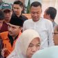 Bupati non aktif Ade Kuswara usai menjalani sidang dakwaan di Pengadilan Tipikor, Bandung. (Metrotvnews.com/ P Aditya Prakasa)

