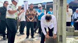 Menteri Imigrasi dan Pemasyarakatan RI Agus Andrianto didampingi Plt Bupati Bekasi Asep Surya Atmaja meresmikan kawasan hunian ASN Casa De Prima di Cikarang Barat, Kabupaten Bekasi. Program ini menghadirkan rumah layak huni dengan skema pembiayaan terjangkau bagi pegawai Imigrasi dan Pemasyarakatan.
