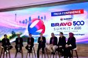 Direktur & Chief Enterprise Business Officer XLSMART, Andrijanto Muljono, memperkenalkan ESTA Prime dalam BRAVO 500 Summit 2026. Platform enterprise terbaru ini dirancang untuk membantu sektor bisnis dan publik mempercepat transformasi digital melalui integrasi AI, cloud, data platform, cybersecurity, dan Industrial IoT.