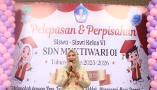 Guru SDN 01 Muktiwari, Teti Karyati, M.Pd,
