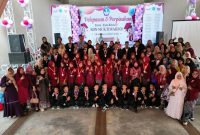 Suasana haru pelepasan siswa kelas 6 SDN 01 Muktiwari di Grand Duta Haruma Bay Water Park, Babelan, Bekasi, Minggu (14/6/2026). Kepala sekolah, guru, dan komite sekolah menyampaikan pesan penuh makna kepada para lulusan.