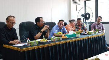 DPMD Provinsi Jawa Barat menggelar sosialisasi Pemilihan Kepala Desa (Pilkades) Digital dan pemutakhiran data penduduk di Aula Kantor Kecamatan Sukatani, Kabupaten Bekasi, Kamis (11/6/2026). Kegiatan ini menjadi langkah awal persiapan penerapan Pilkades Digital di 154 desa di Kabupaten Bekasi.