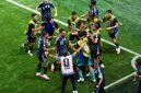 Para pemain Argentina merayakan gol kemenangan Lautaro Martinez pada masa injury time yang memastikan kemenangan dramatis 2-1 atas Inggris di semifinal Piala Dunia 2026. Albiceleste melaju ke final dan akan menghadapi Spanyol.