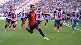 Ferran Torres melakukan selebrasi usai mencetak gol kemenangan Spanyol ke gawang Argentina pada babak perpanjangan waktu final Piala Dunia 2026 di MetLife Stadium, New Jersey, Minggu (19/7).
