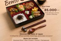 Foto: Bento Series dari FOX Lite Hotel Cikarang menghadirkan pilihan hidangan khas Jepang dalam satu kotak lengkap berisi nasi, protein utama, gyoza, tamagoyaki, nimono, oshinko, miso soup, dan buah segar. Menu ini dibanderol mulai Rp85.000 nett serta tersedia untuk dine in, take away, dan layanan antar gratis di area Cikarang.