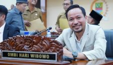Anggota Pansus 14 DPRD Kabupaten Bekasi, Ombi Hari Wibowo.