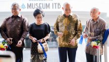 Peresmian revitalisasi 360° Dome Theater di Museum ITB, Bandung, Jumat (3/7/2026). Fasilitas hasil kolaborasi ParagonCorp dan ITB ini diharapkan menjadi ruang edukasi berbasis teknologi yang menghadirkan pengalaman belajar imersif serta menginspirasi generasi muda mencintai sains, teknologi, dan inovasi.