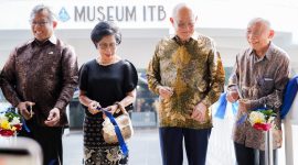 Peresmian revitalisasi 360° Dome Theater di Museum ITB, Bandung, Jumat (3/7/2026). Fasilitas hasil kolaborasi ParagonCorp dan ITB ini diharapkan menjadi ruang edukasi berbasis teknologi yang menghadirkan pengalaman belajar imersif serta menginspirasi generasi muda mencintai sains, teknologi, dan inovasi.