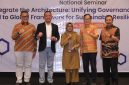 Perwakilan BNPB, SIAP SIAGA, Kementerian Keuangan, dan mitra internasional berfoto bersama usai Seminar Nasional Road to The 3rd Global Forum for Sustainable Resilience (GFSR) 2026 di Jakarta, sebagai langkah awal memperkuat kolaborasi global dalam ketahanan bencana dan perubahan iklim. Foto: Istimewa.