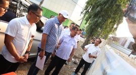 Wakil Wali Kota Bekasi Abdul Harris Bobihoe meninjau kesiapan venue Porprov XV Jawa Barat bersama jajaran Pemprov Jabar dan KONI Jabar di Kota Bekasi, Rabu (8/7/2026).