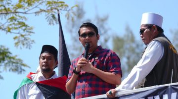 Jiovanno Nahampun Wakil Ketua Pansus 14 DPRD Kabupaten Bekasi dari Fraksi PDI Perjuangan.