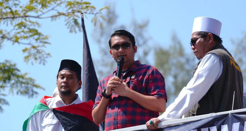 Jiovanno Nahampun Wakil Ketua Pansus 14 DPRD Kabupaten Bekasi dari Fraksi PDI Perjuangan.