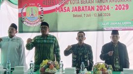 Anggota DPRD Kota Bekasi Fraksi PKB, Alit Jamaludin (kedua kiri), saat menggelar reses masa persidangan II Tahun Anggaran 2026. Dalam kesempatan itu, ia menekankan agar proses seleksi Sekretaris Daerah (Sekda) Kota Bekasi dilakukan secara objektif berdasarkan integritas, kompetensi, dan rekam jejak, serta mendorong penguatan program pemberdayaan pemuda, optimalisasi CSR, dan implementasi Perda Pesantren.