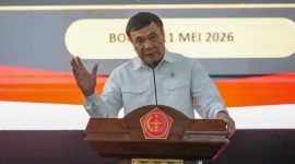 Menteri Koordinator Bidang Politik dan Keamanan (Menko Polkam) Jenderal TNI (Purn.) Djamari Chaniago menyampaikan keterangan terkait komitmen pemerintah menjaga profesionalisme, transparansi, dan koordinasi dalam proses penegakan hukum di Indonesia.