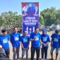 Pengurus DPC Partai Demokrat Kabupaten Bekasi bersama relawan Gerakan Langit Biru Indonesia Asri memberikan keterangan kepada awak media usai kegiatan penanaman ribuan bibit mangrove dan aksi bersih-bersih pantai di kawasan Muara Gembong, Kabupaten Bekasi, dalam rangka memperingati HUT ke-25 Partai Demokrat, Jumat (10/7/2026). Kegiatan tersebut berhasil mengangkut sekitar 200 kilogram sampah sebagai bentuk komitmen menjaga kelestarian lingkungan / Foto Istimewa.