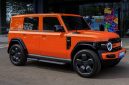 iCAR V23 tampil dengan desain boxy khas SUV modern. Mobil listrik ini hadir dalam tiga varian, yakni Tipe X, Y, dan Z, yang menawarkan pilihan fitur, teknologi, serta karakter berkendara sesuai kebutuhan dan gaya hidup konsumen Indonesia.