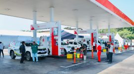 Suasana SPBU di Rest Area KM 57A Ruas Tol Jakarta–Cikampek saat pelaksanaan peresmian implementasi Biosolar B50. PT Jasamarga Transjawa Tol (JTT) memastikan pengamanan, pengaturan lalu lintas, dan pelayanan kepada pengguna jalan tetap berjalan optimal selama kegiatan berlangsung.