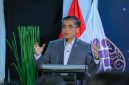 Menteri Ketenagakerjaan RI Yassierli menyampaikan paparan dalam sebuah kegiatan resmi di Jakarta. Yassierli dijadwalkan menghadiri Labour and Employment Ministers' Meeting (LEMM) BRICS di India pada 15–16 Juli 2026 untuk membahas isu jaminan sosial, pengembangan keterampilan, dan masa depan dunia kerja. Foto: Kemnaker RI.