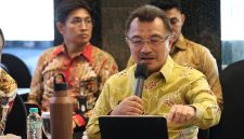 Wakil Wali Kota Bekasi Abdul Harris Bobihoe mengikuti Forum Diskusi Aktual yang diselenggarakan Badan Strategi Kebijakan Dalam Negeri (BSKDN) Kemendagri di Jakarta, Kamis (16/7/2026). Dalam forum tersebut, Harris menegaskan pentingnya sinergi pemerintah pusat dan daerah untuk memperkuat Program Cek Kesehatan Gratis dan meningkatkan pelayanan kesehatan bagi masyarakat.