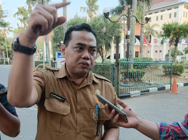 Kepala UPTD Wilayah III sekaligus Direktur TPST Kertamukti, R. Sopyan Rahayu.
