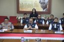 Kabagops Kortastipidkor Polri Kombes Pol. Ahmad Yusuf Afandi (tengah) didampingi Kasubdit IV Dittindak Kortastipidkor Polri Kombes Pol. Danny Yulianto (kanan) memberikan keterangan pers terkait penetapan tersangka kasus dugaan korupsi pembiayaan invoice financing PT Perusahaan Pengelola Aset (PT PPA) kepada PT Bintang Abadi Sempurna (PT BAS) di Gedung Awaloedin Djamin, Jakarta, Senin (20/7/2026).
