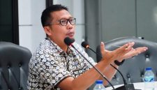 Saeful Islam, S.H., M.A. Anggota Komisi III Dewan Perwakilan Rakyat Daerah (DPRD) Kabupaten Bekasi dari Fraksi Partai Keadilan Sejahtera (PKS).