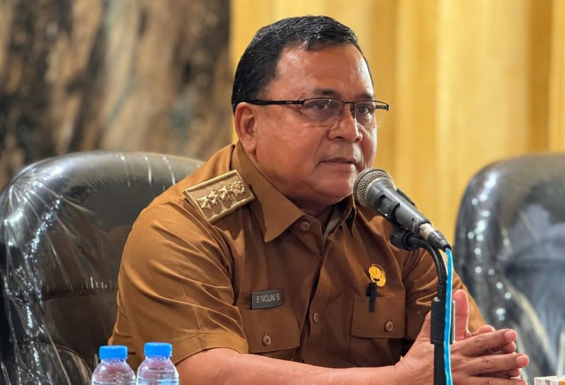 Camat Cibitung, Encun Sunarto.
