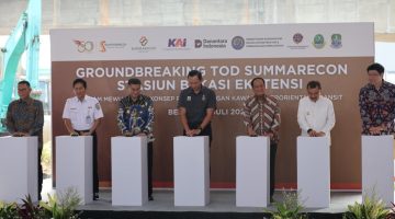 Menteri Koordinator Bidang Infrastruktur dan Pembangunan Kewilayahan Agus Harimurti Yudhoyono (AHY) bersama jajaran pemerintah, PT KAI, dan Summarecon melakukan groundbreaking pembangunan Stasiun Bekasi Extension di kawasan Summarecon Bekasi, Jumat (24/7/2026).