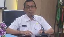 Kepala Dinas Lingkungan Hidup Donny Sirait
