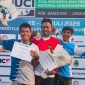 Atlet BMX Freestyle Kota Bekasi berpose di podium usai meraih medali pada Kejuaraan Nasional (Kejurnas) BMX Freestyle 2026 di Soreang, Kabupaten Bandung, 25–26 Juli 2026. Kontingen Kota Bekasi berhasil membawa pulang dua medali emas dan dua medali perak sebagai bekal menuju Porprov Jawa Barat 2026.