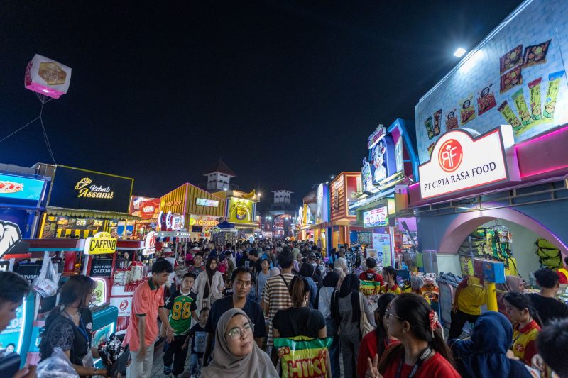 Serbu, Produk Serba Gratis di Jakarta Fair 2026.