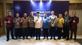 Wakil Wali Kota Bekasi Abdul Harris Bobihoe berfoto bersama para kepala daerah dan delegasi usai menghadiri pembukaan Rapat Kerja Nasional (Rakernas) XVIII APEKSI 2026 di Medan, Sumatera Utara. Forum tersebut menjadi wadah penguatan kolaborasi antarpemerintah kota untuk mewujudkan pembangunan yang tangguh, inovatif, dan berkelanjutan.