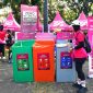 SMARTFREN Run 2026 menerapkan konsep Zero Waste to Landfill dengan menyediakan tempat sampah terpilah di area acara. Seluruh sampah dikelola bersama Waste4Change sehingga 100 persen tidak berakhir di Tempat Pemrosesan Akhir (TPA).