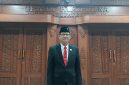 dr. Ferry Parluhutan Sirait resmi dilantik sebagai Anggota DPRD Kabupaten Bekasi dari Fraksi PDI Perjuangan.