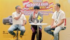 Media Gathering Adira Expo 2026: Perwakilan Adira Finance berdiskusi dengan moderator dalam sesi media gathering menjelang penyelenggaraan Adira Expo