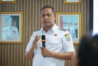 Wali Kota Bekasi Tri Adhianto memimpin rapat pembahasan MCSP-RBS 2026 di Balai Kota Bekasi, Rabu (5/8/2026), guna memperkuat sistem pengawasan berbasis risiko dan pencegahan korupsi di lingkungan Pemkot Bekasi.