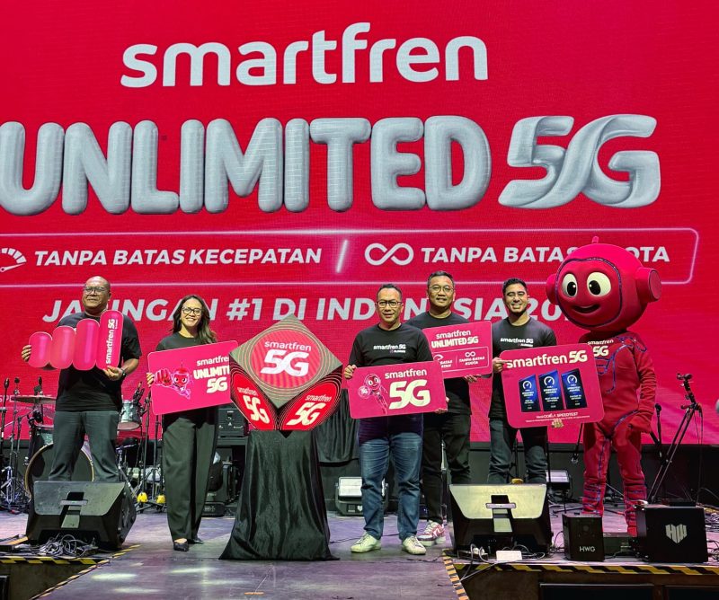 PT XLSMART Telecom Sejahtera Tbk melalui SMARTFREN resmi meluncurkan layanan Unlimited 5G di Semarang. Layanan ini menawarkan internet tanpa batas kecepatan dan tanpa batas kuota selama pelanggan terhubung ke jaringan 5G SMARTFREN, sekaligus memperkuat perluasan layanan 5G di Indonesia.