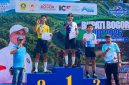 Atlet balap sepeda Kota Bekasi, Dharmawan Bekti, berhasil meraih podium pertama nomor Criterium Men Youth Jawa Barat pada Bupati Bogor Cup 2026 di Pakansari, Bogor, Sabtu (8/8/2026).