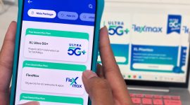 Pelanggan mengakses aplikasi XL melalui smartphone yang menampilkan layanan XL Ultra 5G+ dan paket FlexMax. XLSMART menghadirkan sejumlah promo spesial Kemerdekaan sepanjang Agustus 2026, termasuk bonus kuota 5G untuk pelanggan XL Prepaid.