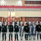 Pengukuhan Paskibraka Kabupaten Bekasi dilakukan Pelaksana Tugas (Plt) Bupati Bekasi Dr. Asep Surya Atmaja di Gedung Wibawa Mukti, Cikarang Pusat, Sabtu (15/8/2026).