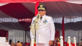 Camat Cibitung saat menjadi inspektur upacara HUT ke-81 Kemerdekaan RI di Kecamatan Cibitung, Kabupaten Bekasi.