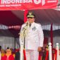 Camat Cibitung saat menjadi inspektur upacara HUT ke-81 Kemerdekaan RI di Kecamatan Cibitung, Kabupaten Bekasi.
