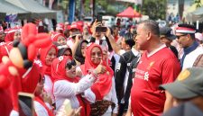 Tri Adhianto Ajak Warga Bekasi Perkuat Solidaritas untuk Korban Bencana NTT.