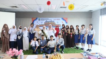 Bunda Literasi Kota Bekasi Wiwiek Hargono Tri Adhianto saat menghadiri sekaligus menjadi juri Grand Final Lomba Menulis Cerpen Tingkat SMP/MTs Kota Bekasi Tahun 2026, Rabu (26/8/2026).