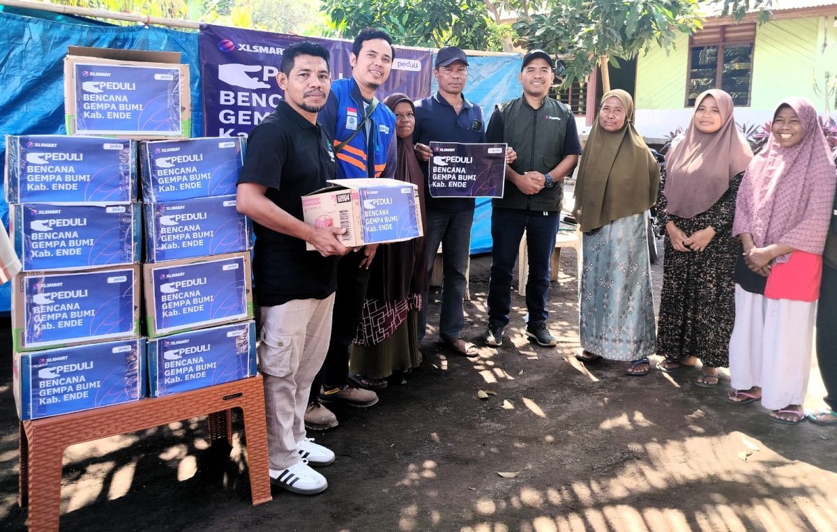XLSMART menyalurkan bantuan logistik kepada masyarakat terdampak bencana gempa bumi di Kabupaten Ende, Nusa Tenggara Timur, melalui program XLSMART Peduli Bencana. Bantuan tersebut menjadi bagian dari dukungan XLSMART dalam membantu kebutuhan warga selama proses pemulihan pascabencana.