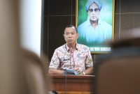 Ketua Panitia Seleksi (Pansel) Calon Kepala Desa Kabupaten Bekasi, Dr. H.M. Harun Alrasyid, M.Si., saat menyampaikan penjelasan terkait mekanisme dan bobot penilaian seleksi calon kepala desa di Kabupaten Bekasi. Seleksi dijadwalkan berlangsung pada 1–3 September 2026.