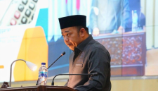 Anggota DPRD Kabupaten Bekasi sekaligus Ketua Fraksi PKB Ahmad Faisal S.H.I saat membacakan laporan pada paripurna DPRD Kab Bekasi Jum'at (31/7). Dok. Istimewa
