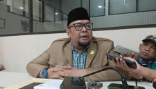 etua Komisi I DPRD Kabupaten Bekasi Ridwan Arifin S.H. Usai Rapat Komisi 1 dengan Dewas Perumda Tirta bhagasasi Senin (3/8)dok. Istimewa