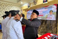Pelantikan lima Penjabat (Pj) Kepala Desa di Kecamatan Cibitung, Kabupaten Bekasi, Selasa (29/9/2026). Prosesi pelantikan dan penyematan tanda jabatan dilakukan sebagai bagian dari masa transisi pemerintahan desa pasca-Pilkades Serentak 2026.