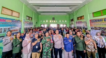 405 Petugas Pilkades Muktiwari Dilantik, Husin Tegaskan KPPS Wajib Netral dan Tak Boleh Berpihak
